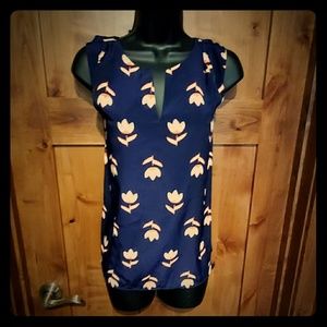 41 Hawthorn floral sleeveless top